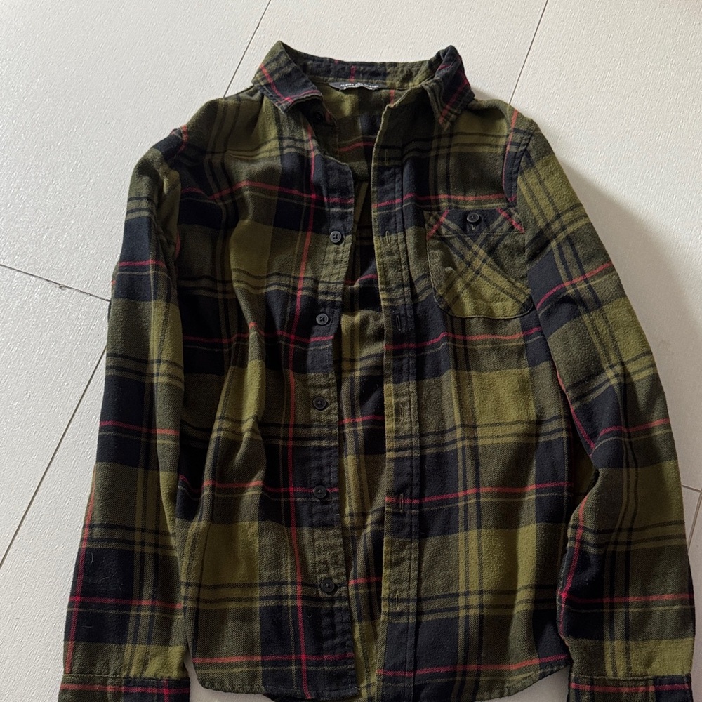 Alpine Design Plaid Shirt in Green and Red